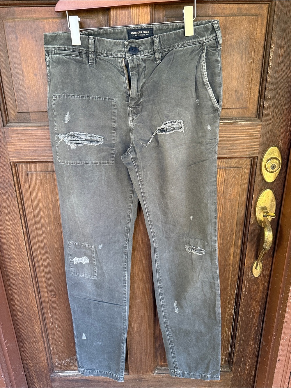 American Eagle Outfitters Men's Distressed Grey pants